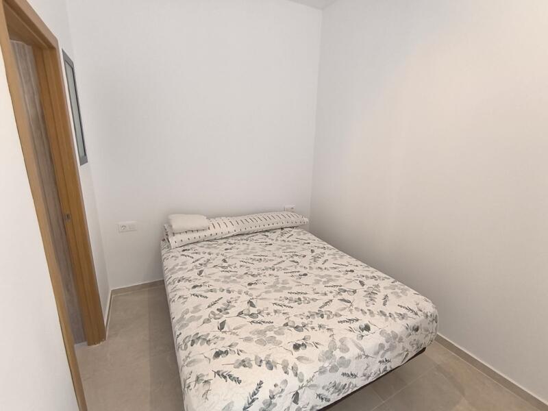 3 slaapkamer Gezinswoning Te koop
