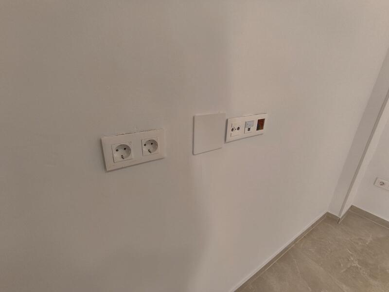 3 slaapkamer Gezinswoning Te koop
