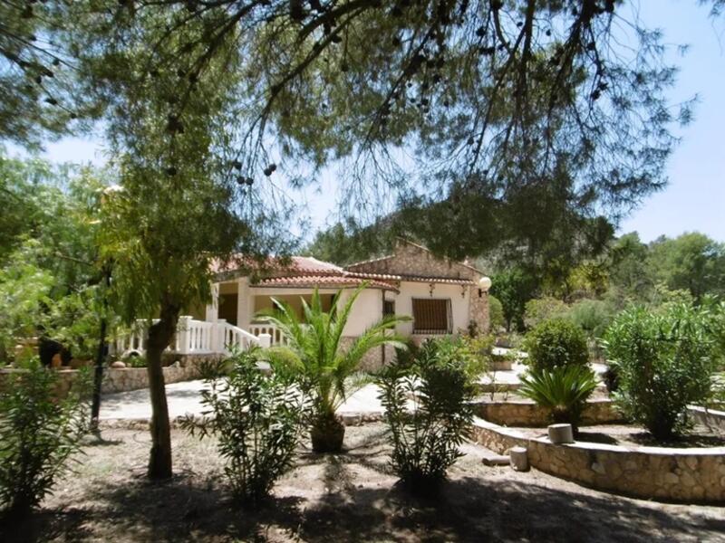 вилла продается в Yecla, Murcia