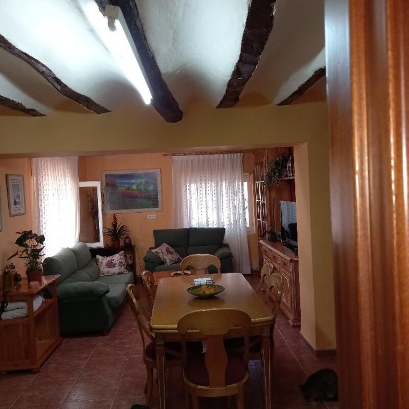 6 bedroom Villa for sale