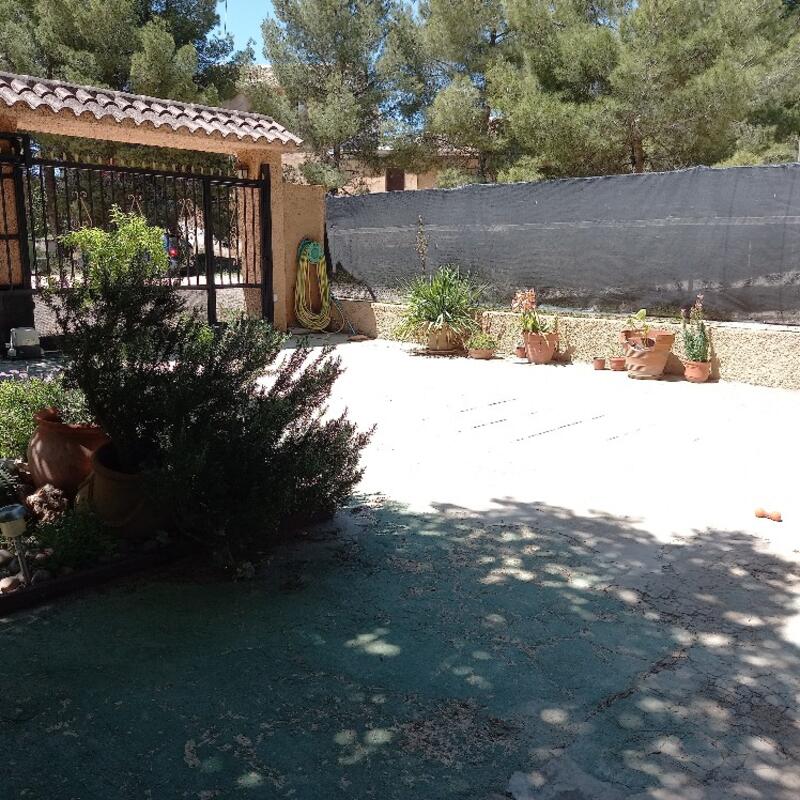 6 bedroom Villa for sale