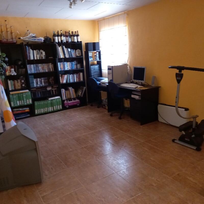 6 bedroom Villa for sale