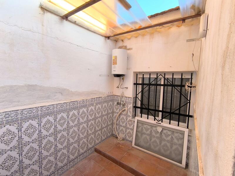 2 slaapkamer Gezinswoning Te koop