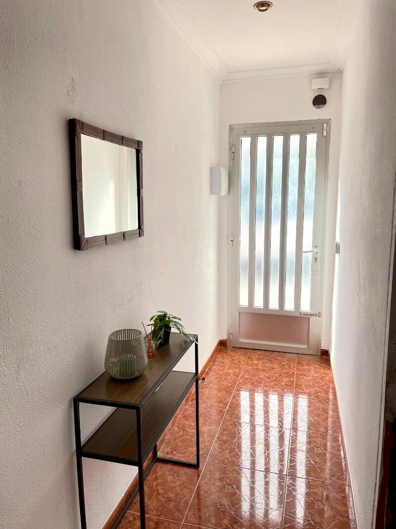 2 slaapkamer Gezinswoning Te koop