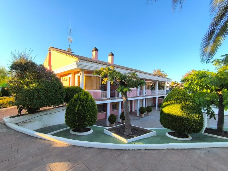 6 chambre Villa à vendre