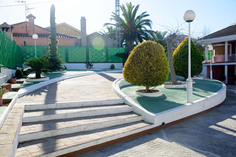 6 chambre Villa à vendre