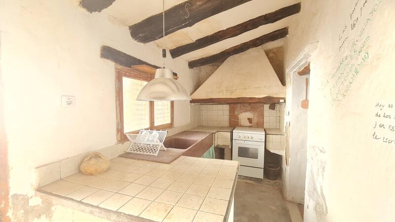 6 bedroom Villa for sale