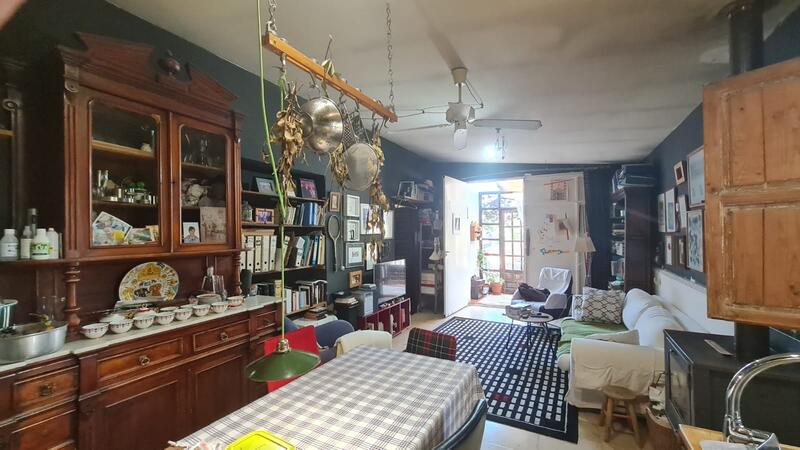 6 bedroom Villa for sale