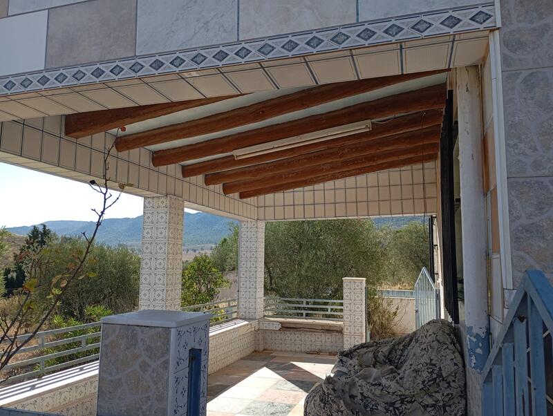 5 bedroom Country House for sale