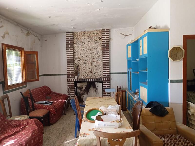 5 bedroom Country House for sale