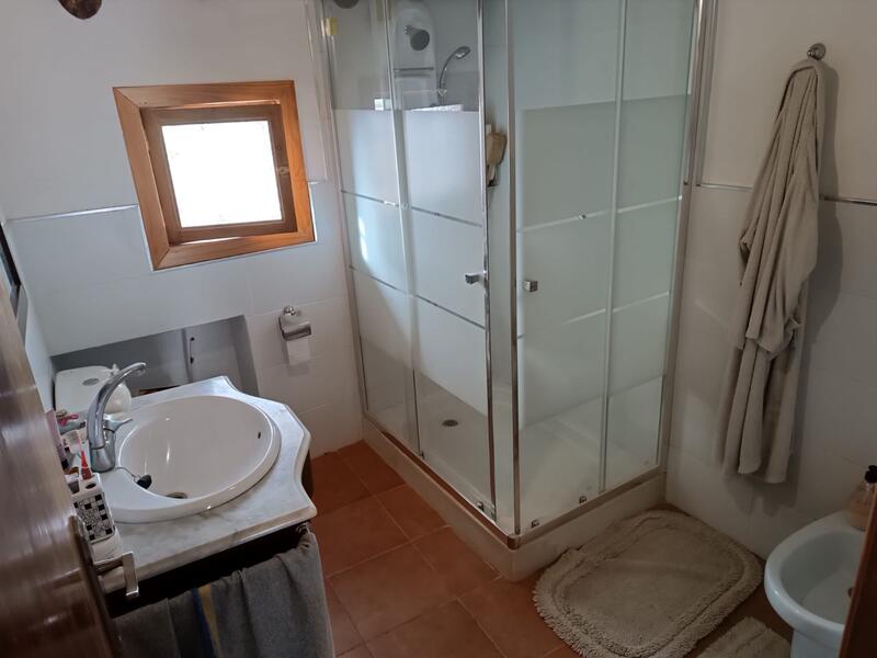 6 bedroom Country House for sale