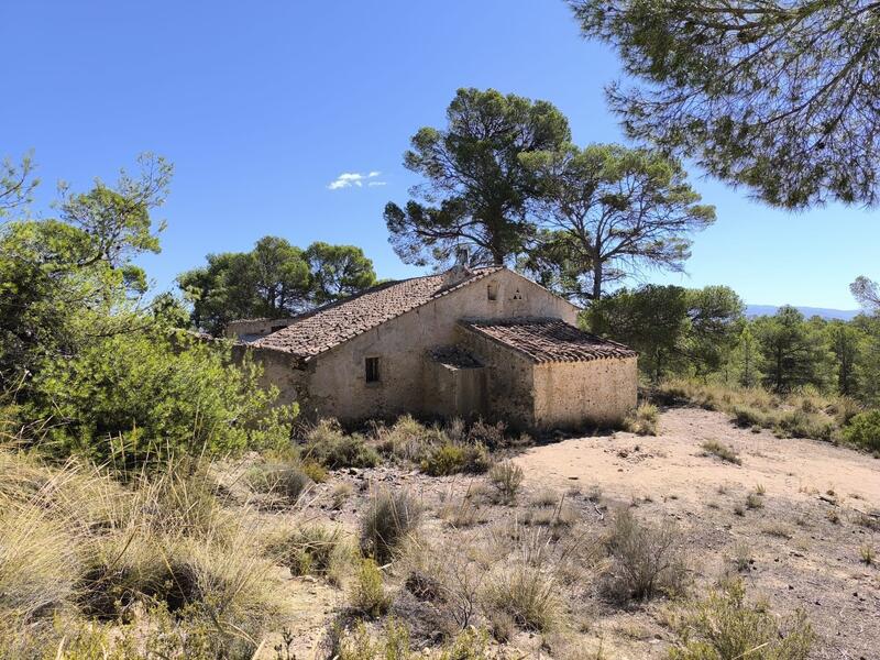 4 bedroom Country House for sale