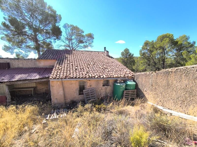 4 bedroom Country House for sale