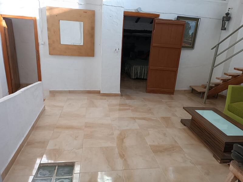 6 bedroom Country House for sale