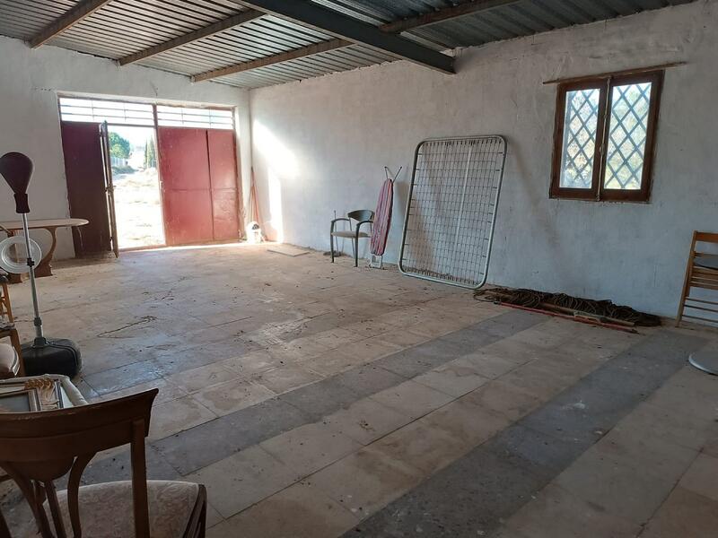 6 bedroom Country House for sale