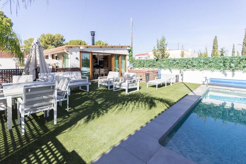 5 bedroom Villa for sale