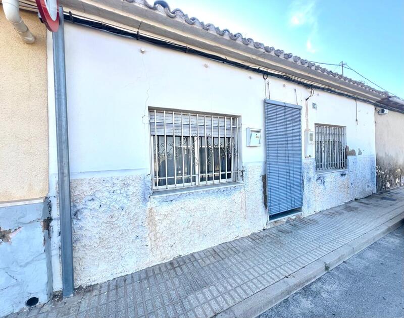 6 bedroom Townhouse for sale 6 bedroom Townhouse for sale