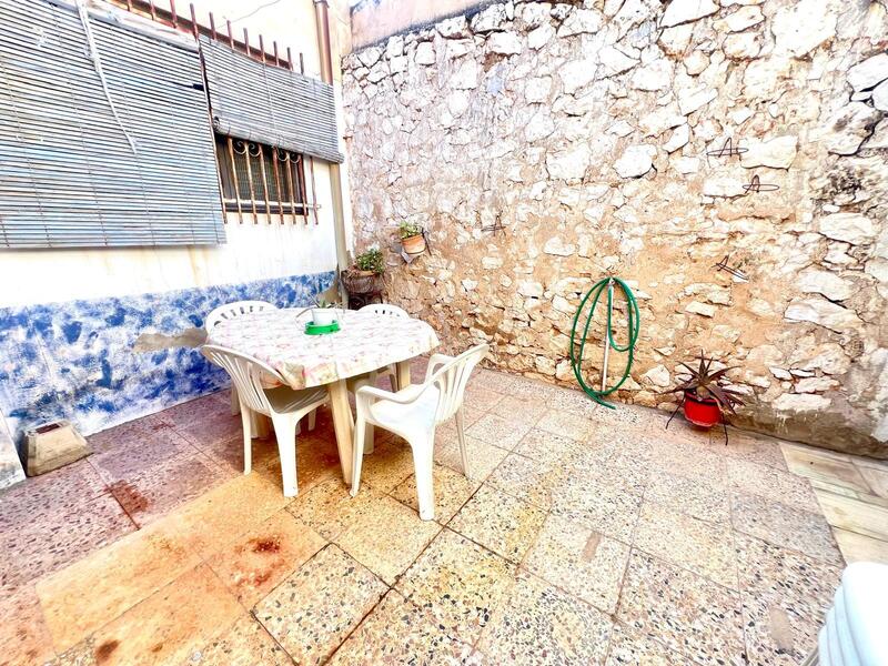 6 bedroom Townhouse for sale 6 bedroom Townhouse for sale