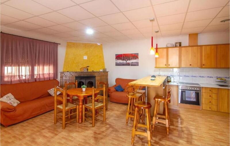 8 bedroom Villa for sale