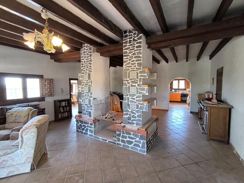 8 Cuarto Villa en venta