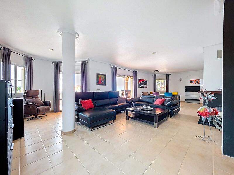 3 bedroom Villa for sale