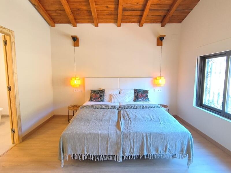 4 bedroom Villa for sale