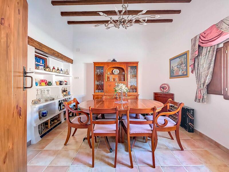 6 bedroom Country House for sale 6 bedroom Country House for sale