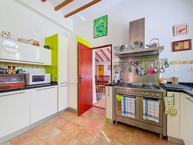 6 bedroom Country House for sale 6 bedroom Country House for sale