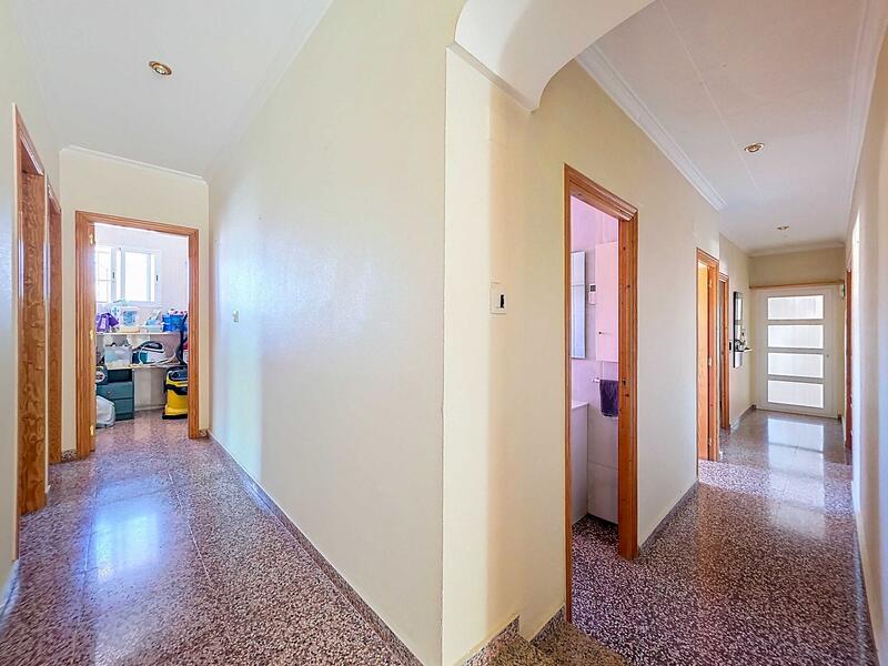 5 bedroom Country House for sale 5 bedroom Country House for sale