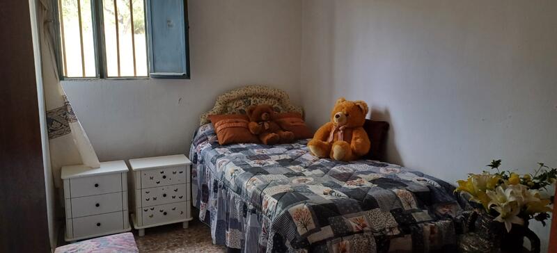 3 bedroom Country House for sale 3 bedroom Country House for sale