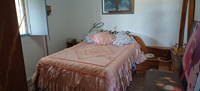 3 bedroom Country House for sale 3 bedroom Country House for sale