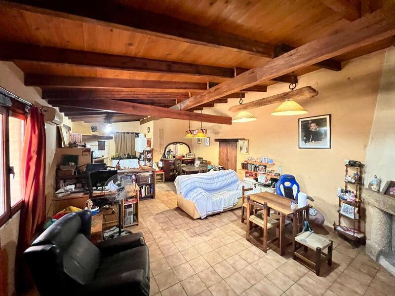 4 bedroom Country House for sale 4 bedroom Country House for sale