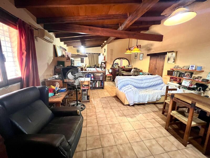 4 bedroom Country House for sale 4 bedroom Country House for sale