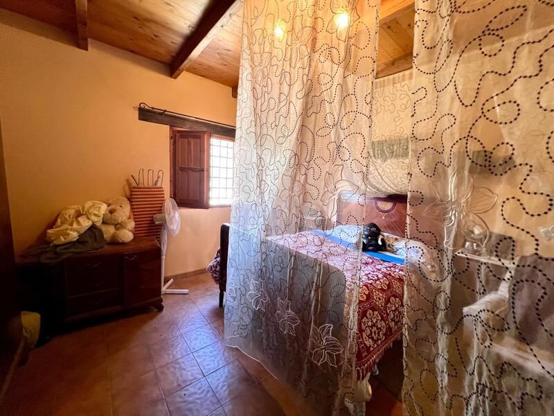 4 bedroom Country House for sale 4 bedroom Country House for sale