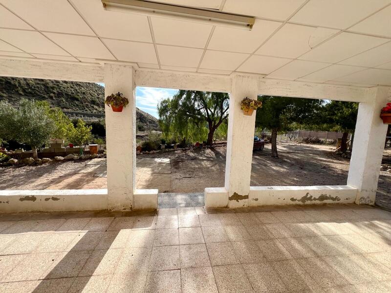 3 chambre Auberge à vendre