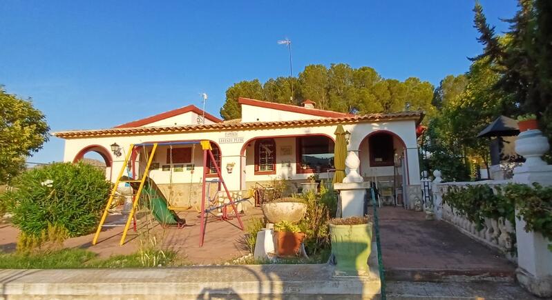 Villa til salg i Yecla, Murcia