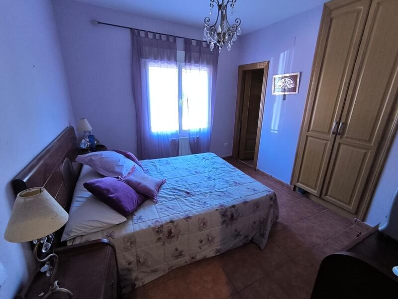 6 bedroom Villa for sale