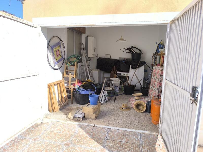 6 bedroom Villa for sale