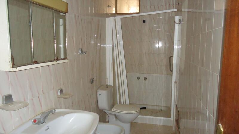 2 bedroom Townhouse for sale