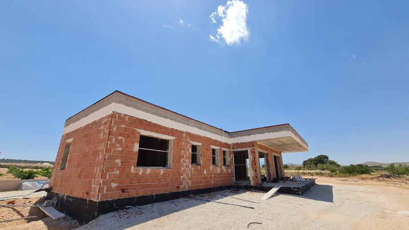 3 спальная комната вилла продается