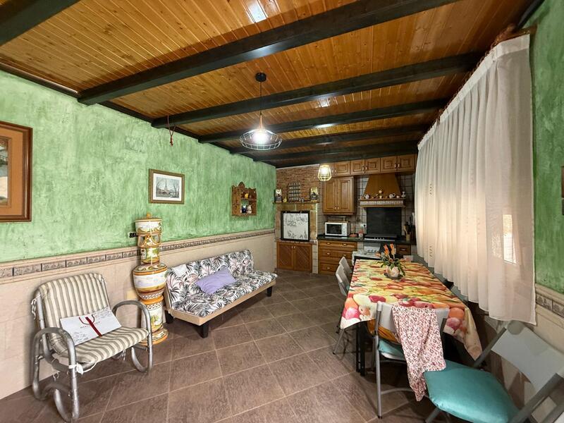 5 спальная комната Деревенский Дом продается