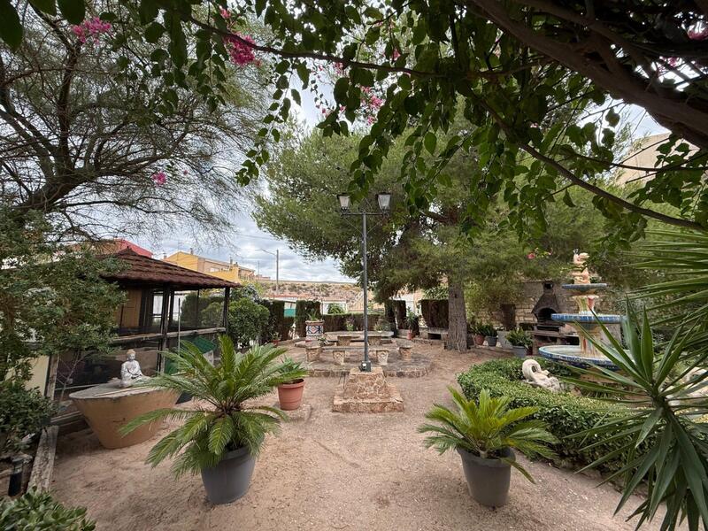 5 спальная комната Деревенский Дом продается