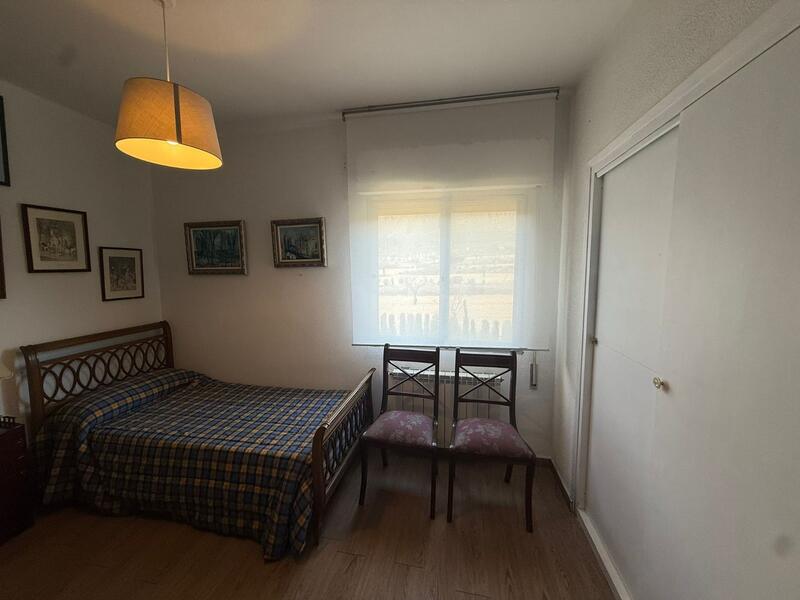 4 спальная комната вилла продается