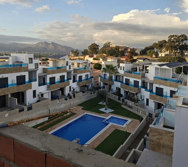 3 bedroom Townhouse for sale