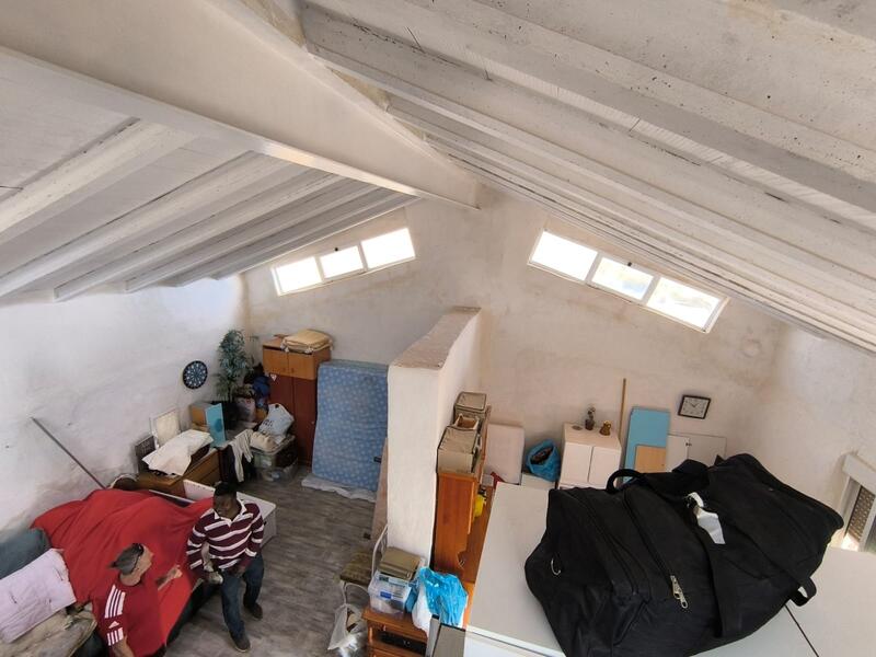 2 bedroom Country House for sale 2 bedroom Country House for sale