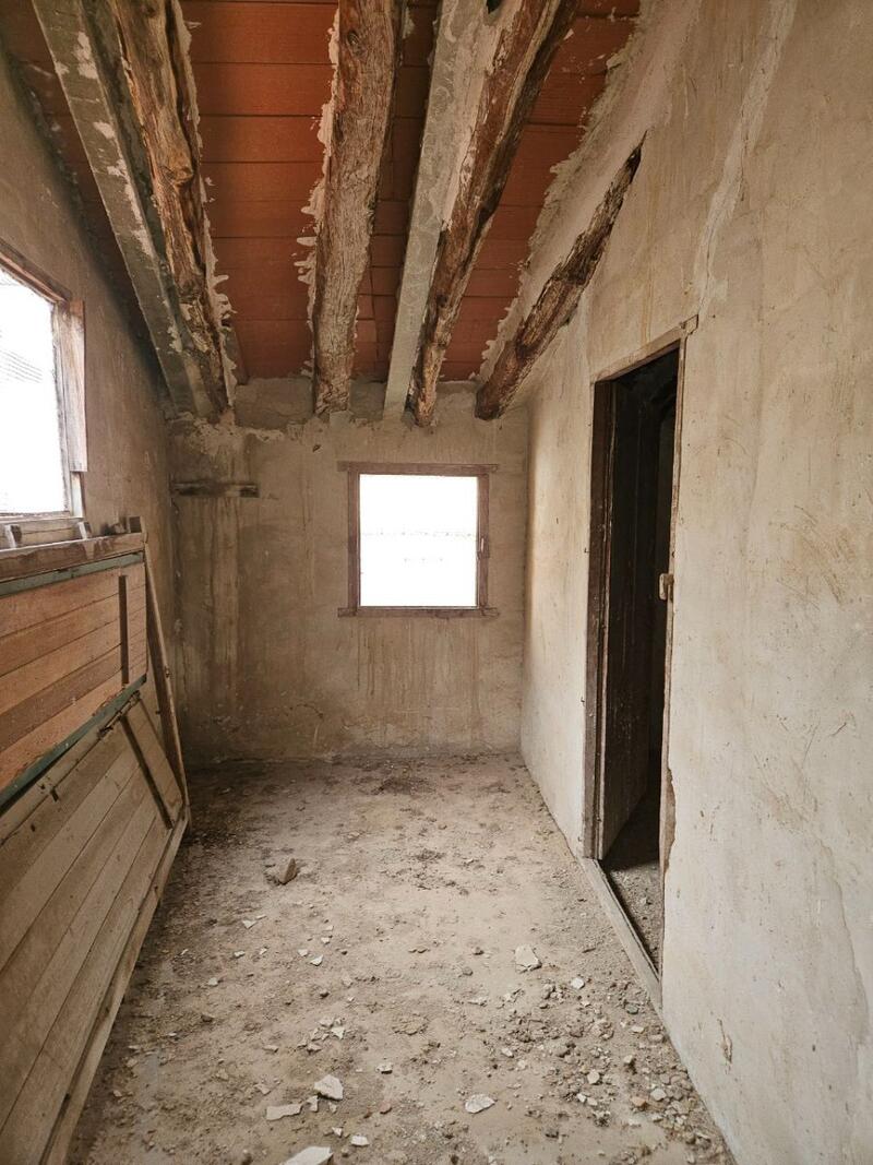 12 Schlafzimmer Landhaus zu verkaufen