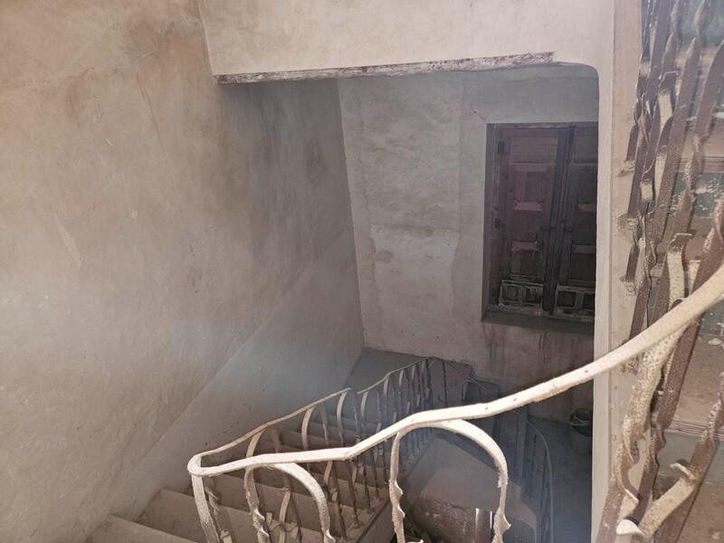 12 Schlafzimmer Landhaus zu verkaufen