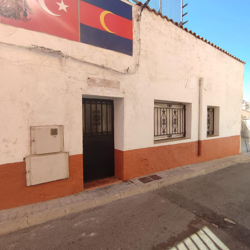 Townhouse for sale in Sax, Alicante