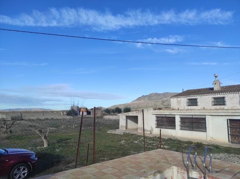 4 Cuarto Casa de Campo en venta