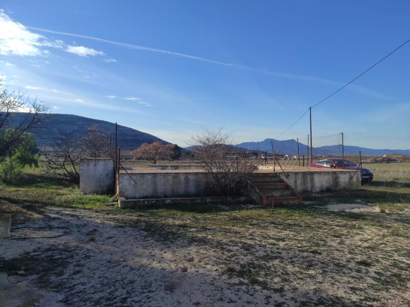 4 Cuarto Casa de Campo en venta